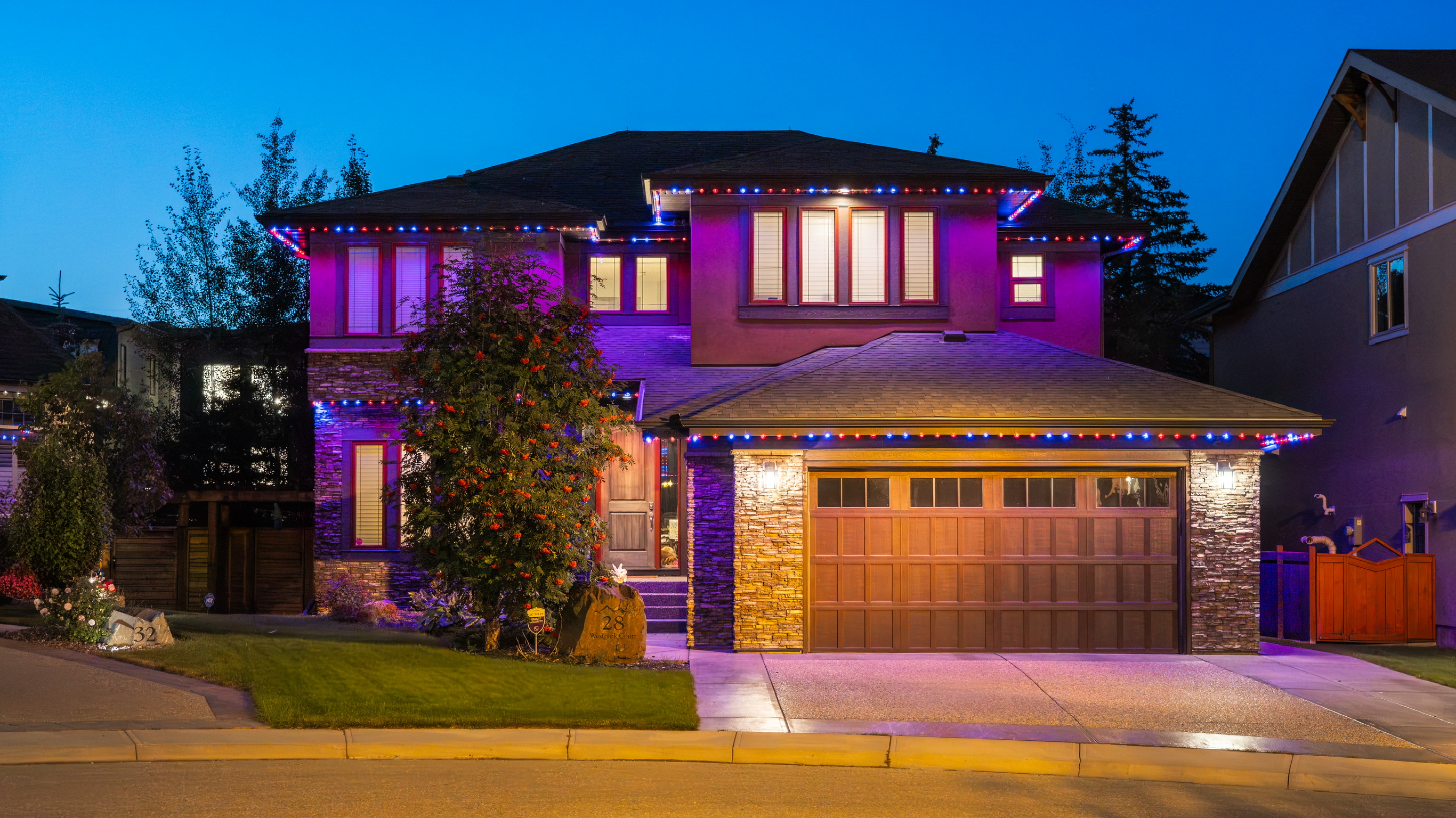 Permanent holiday lighting installation in Calgary – year-round LED by Lior Lighting